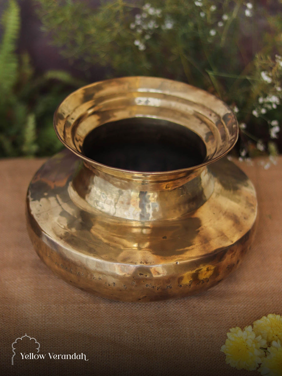 Vintage Brass Pot – Yellow Verandah
