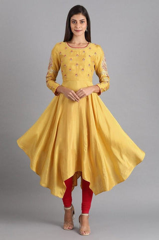 Yellow Round Neck Asymmetrical Hem kurta