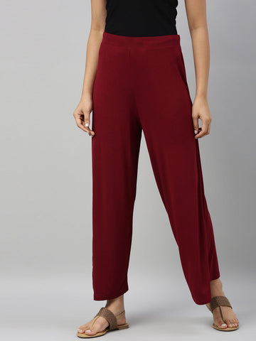 Women Solid Maroon Viscose Mid Rise Knit Palazzos