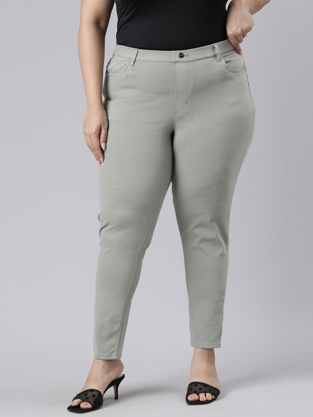 Women Solid Dusty Green Super Stretch Jeggings