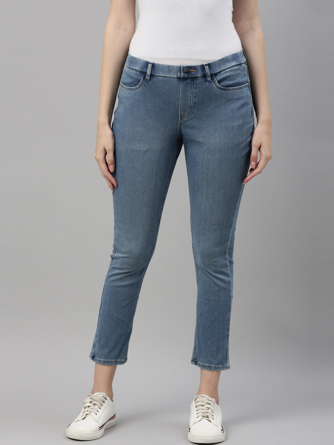 Women Solid Light Blue Denim Cropped Jeggings