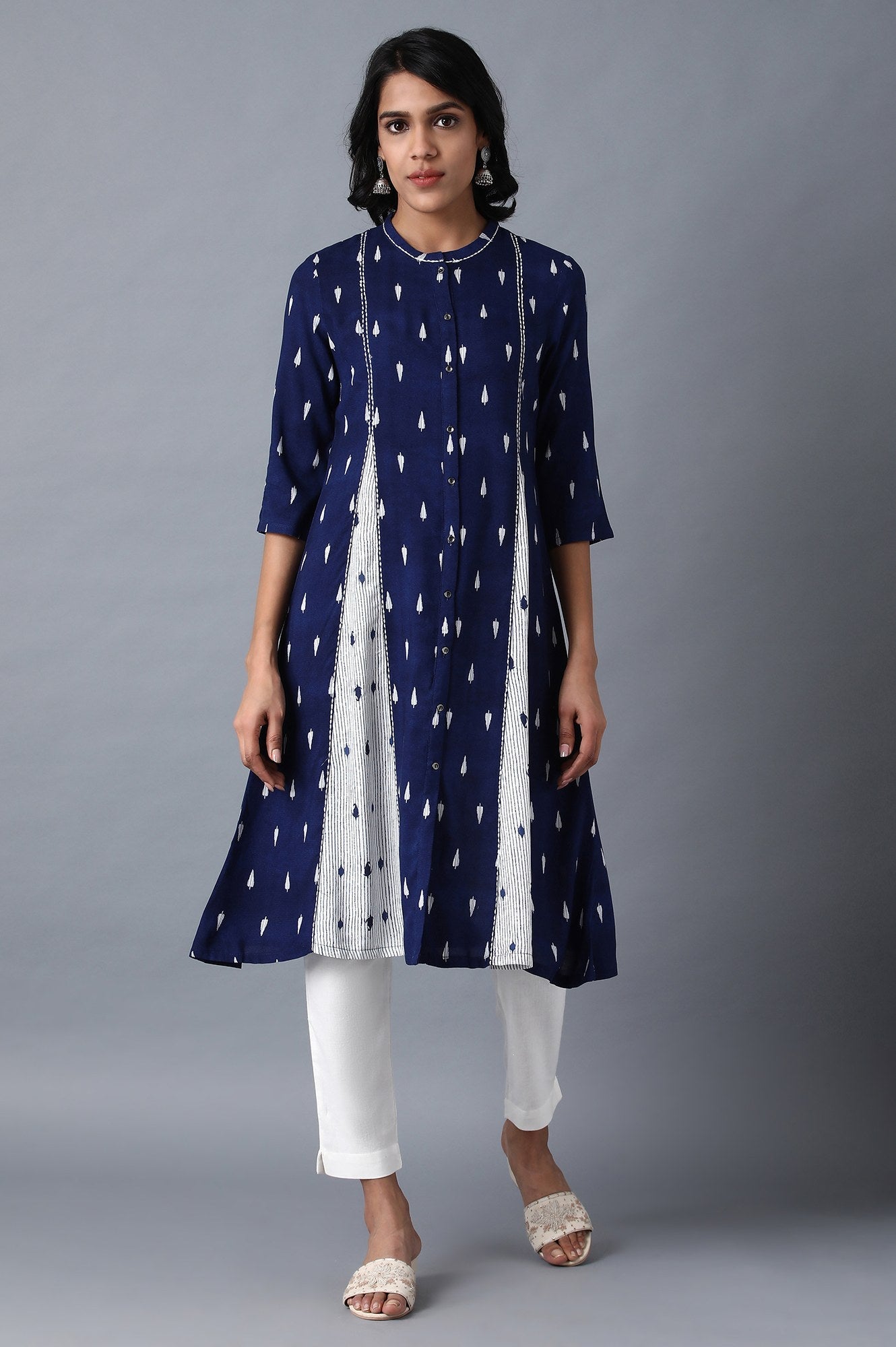 Blue Mandarin Neck Printed kurta