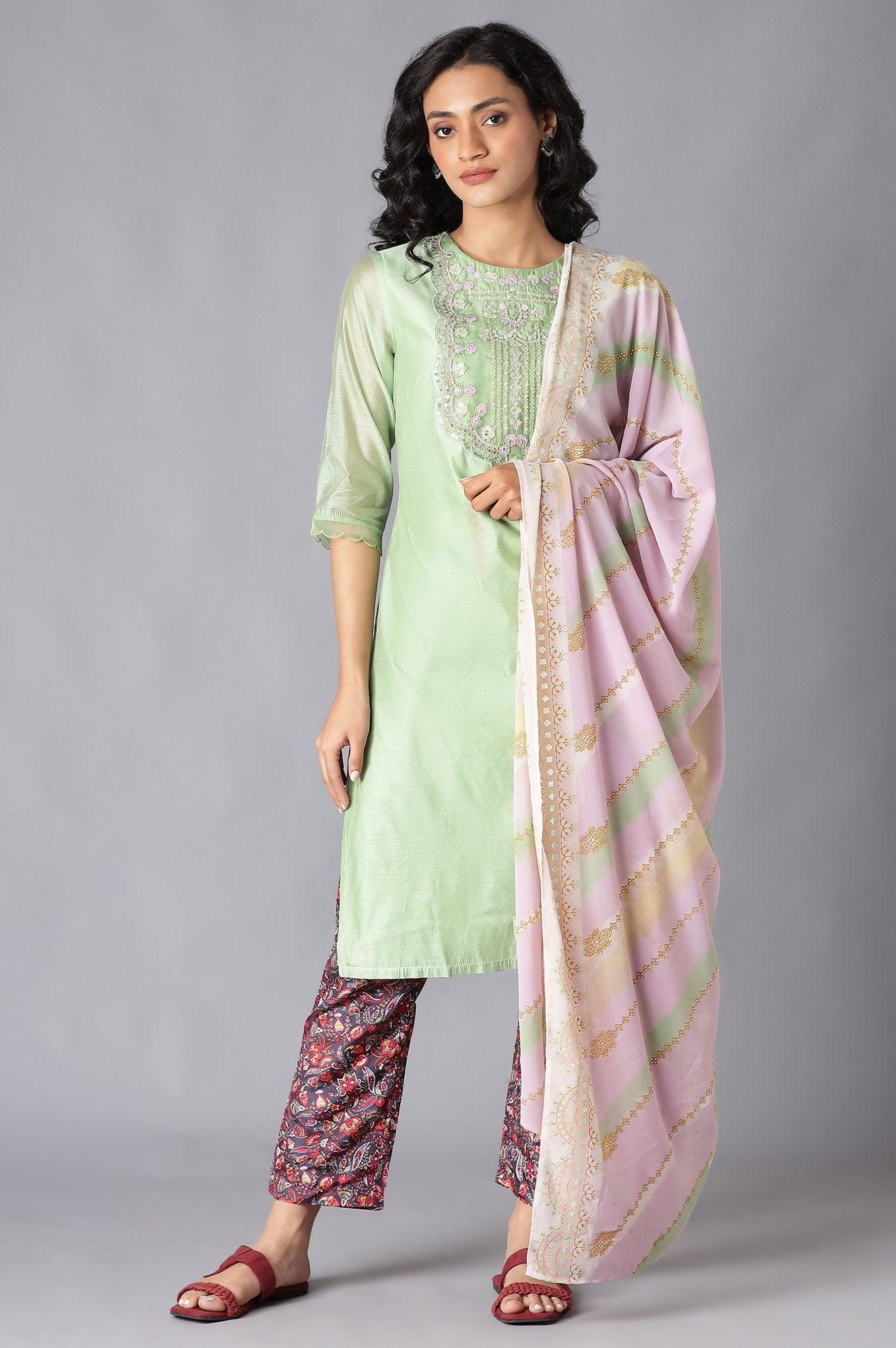 Green Chanderi kurta, Slim Pants And Dupatta Set