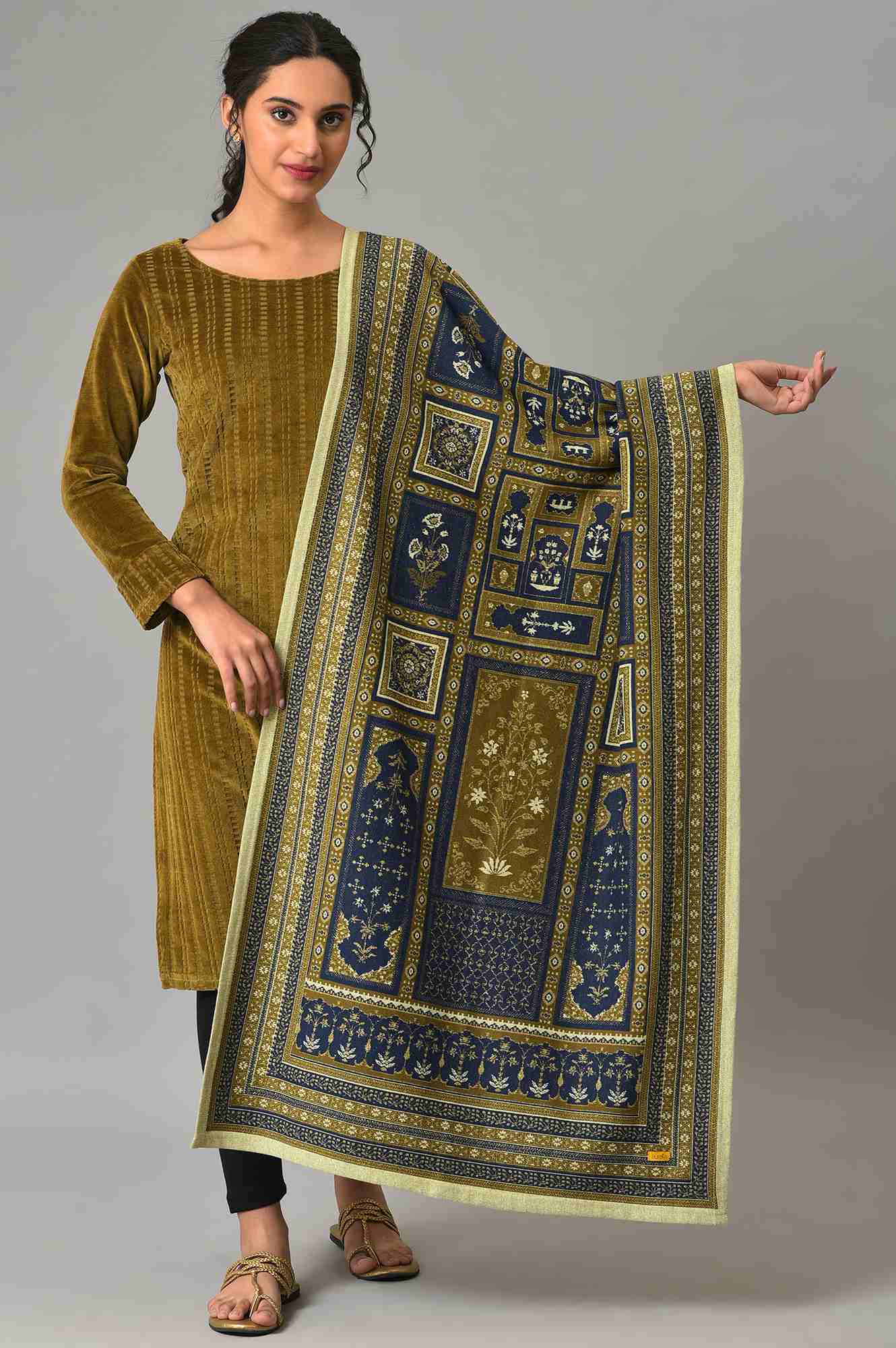 Aurelia - Shawl-