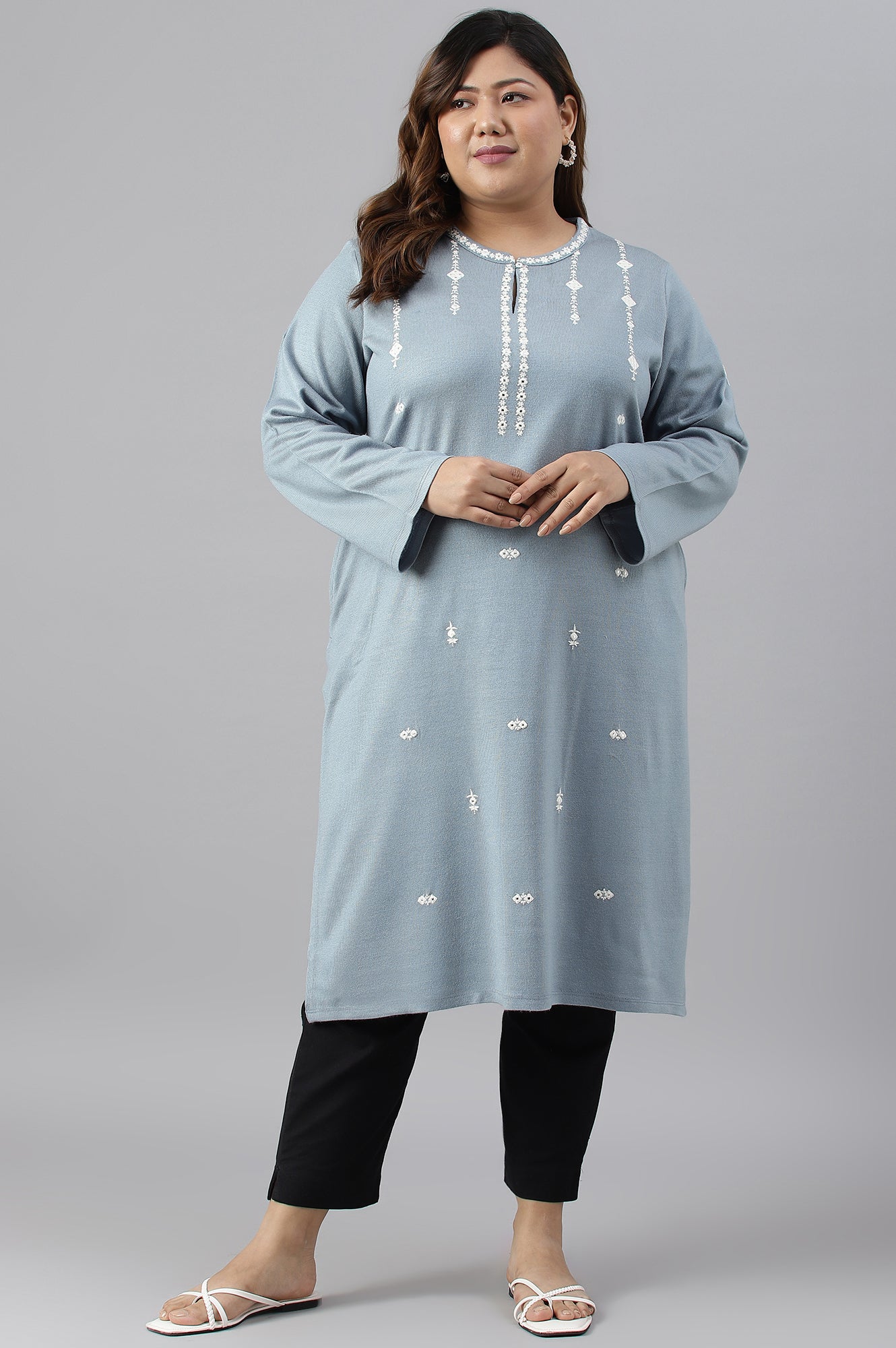 Blue Embroidered Plus Size Winter kurta