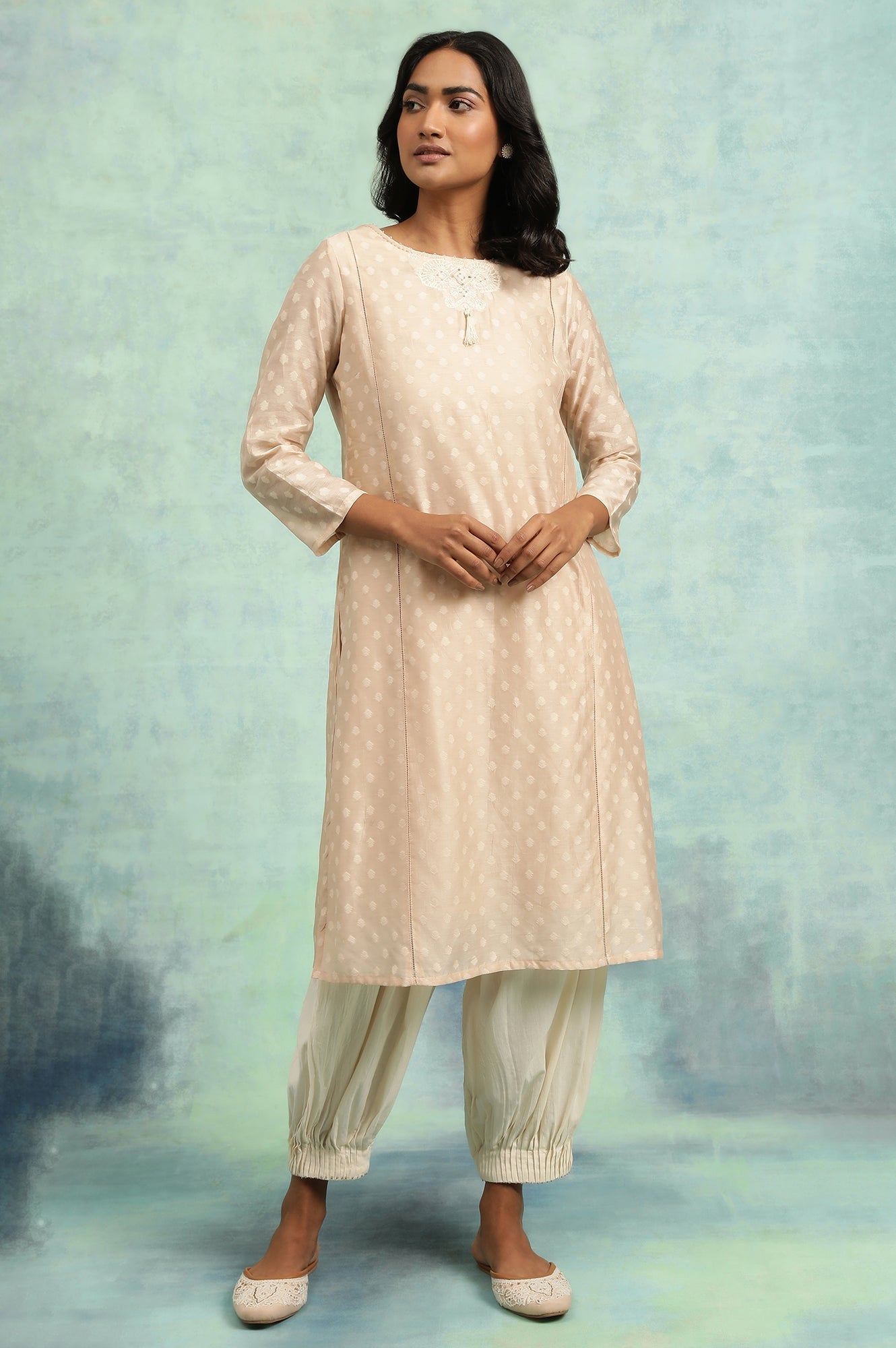 Pink Cotton Silk Dobby kurta With Embroidery