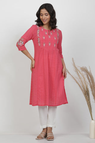 Pink Textured Cotton Embroidered Kurta