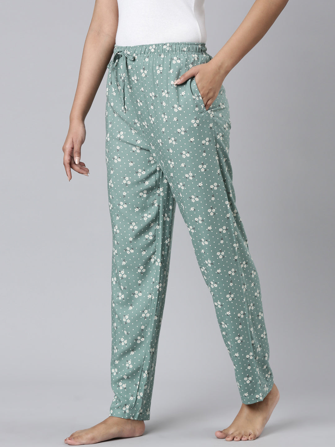 Women Printed Green Woven Viscose Mid Rise Lounge Pants – Cherrypick