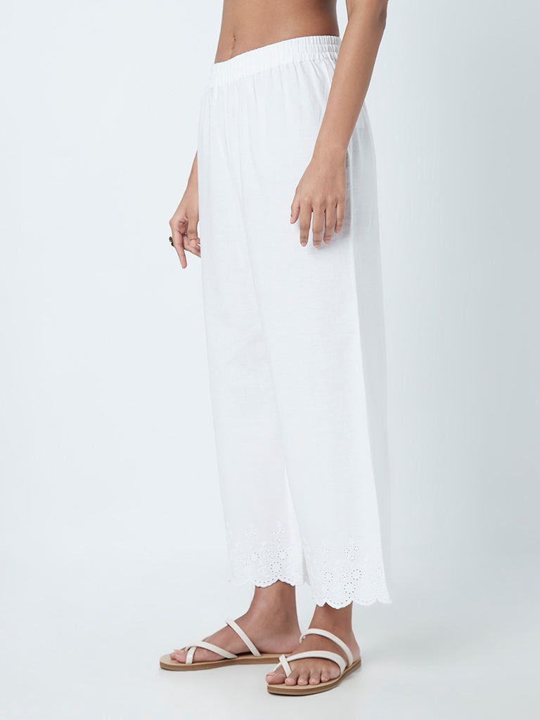 Utsa White Schiffli Pants