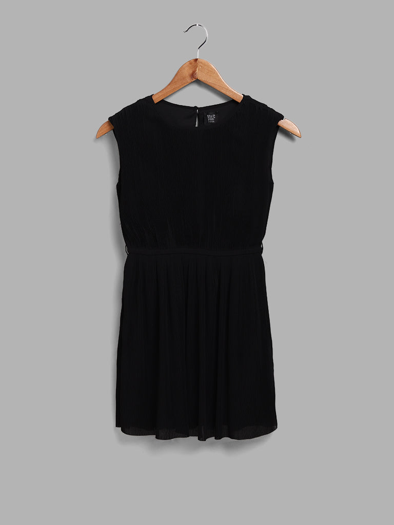 Y&F Kids Solid Black Sleeveless Gathered Dress