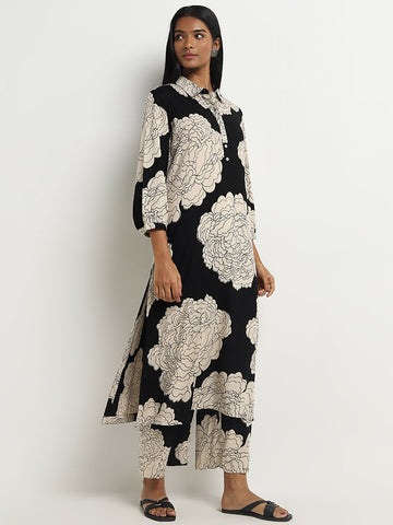 Utsa Black Floral Printed A-Line Kurta