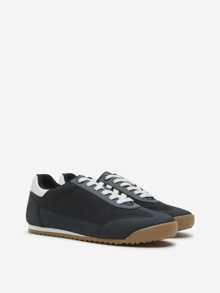 LUNA BLU Black Lace-Up Sneakers