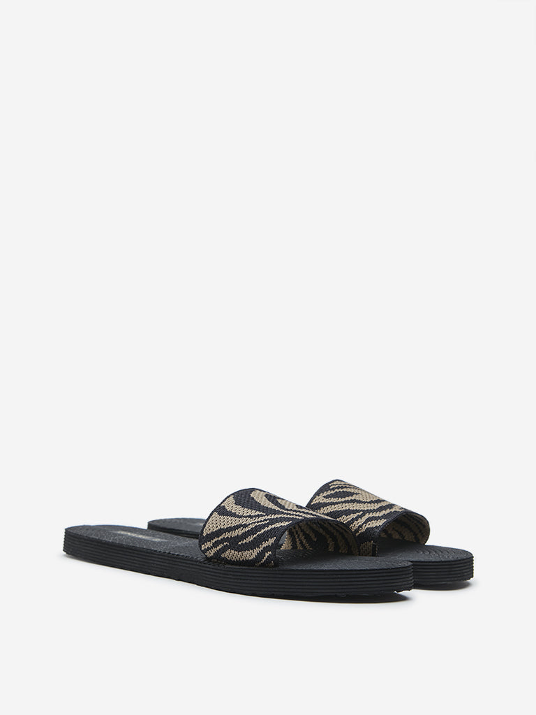 LUNA BLU Black Abstract Print Knitted Slides