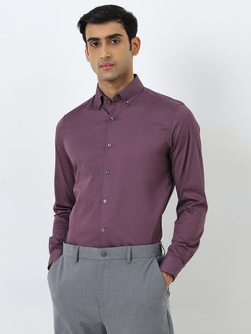 WES Formals Mauve Solid Slim-Fit Cotton Blend Shirt