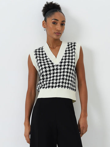 Wardrobe Black Houndstooth Printed Vest Sweater