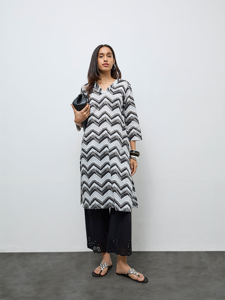 Utsa Black Chevron Cotton Straight Kurta