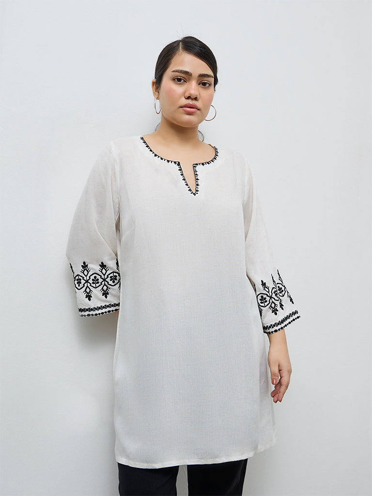 Diza Off-White Embroidered Kurti