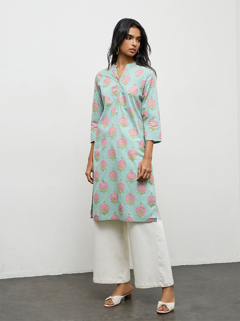 Utsa Blue Floral Printed Cotton Straight Kurta