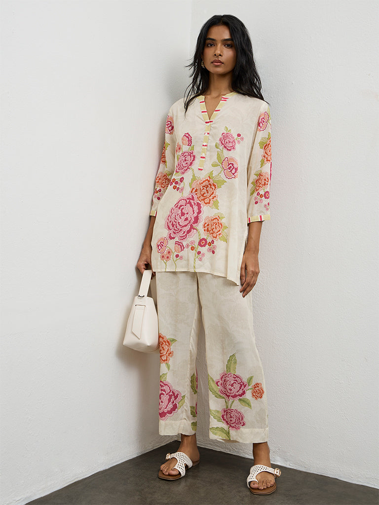 Utsa Off-White Floral Printed Kurti