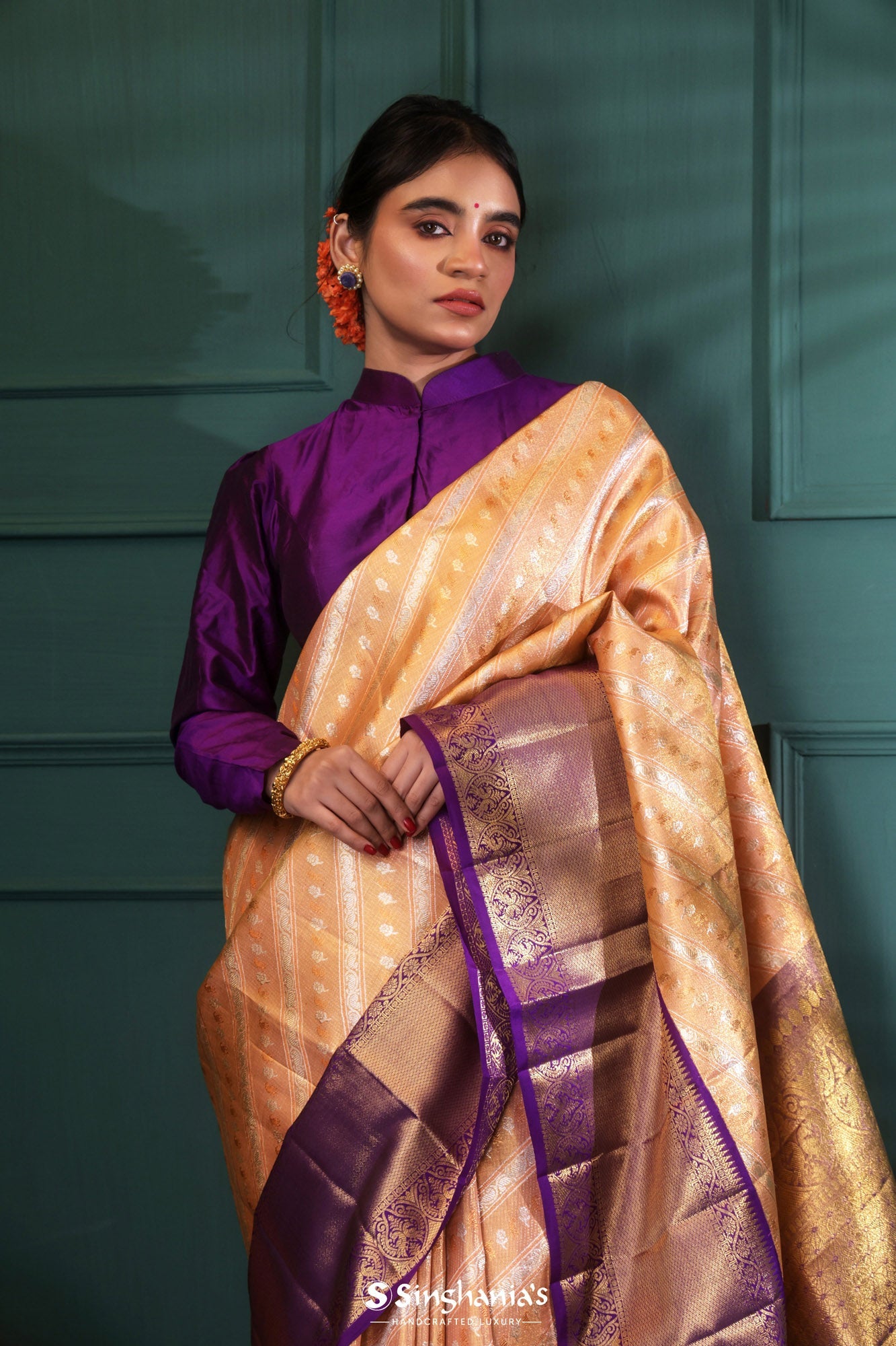 Peach Kanjivaram Silk Saree With Weaving Work at Rs 2020.00 | Kanjivaram  Saree, कांचीपुरम साड़ीज - Bhakti Silk Mills, Surat | ID: 2851690347791