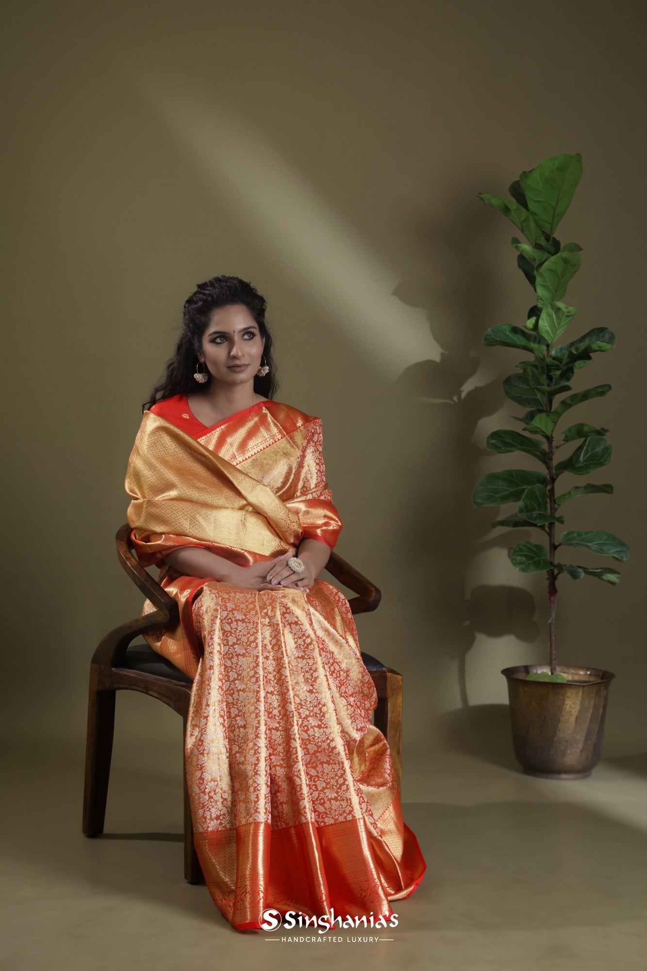 Gold-Red Tissue Kanjivaram Saree With Floral Jaal