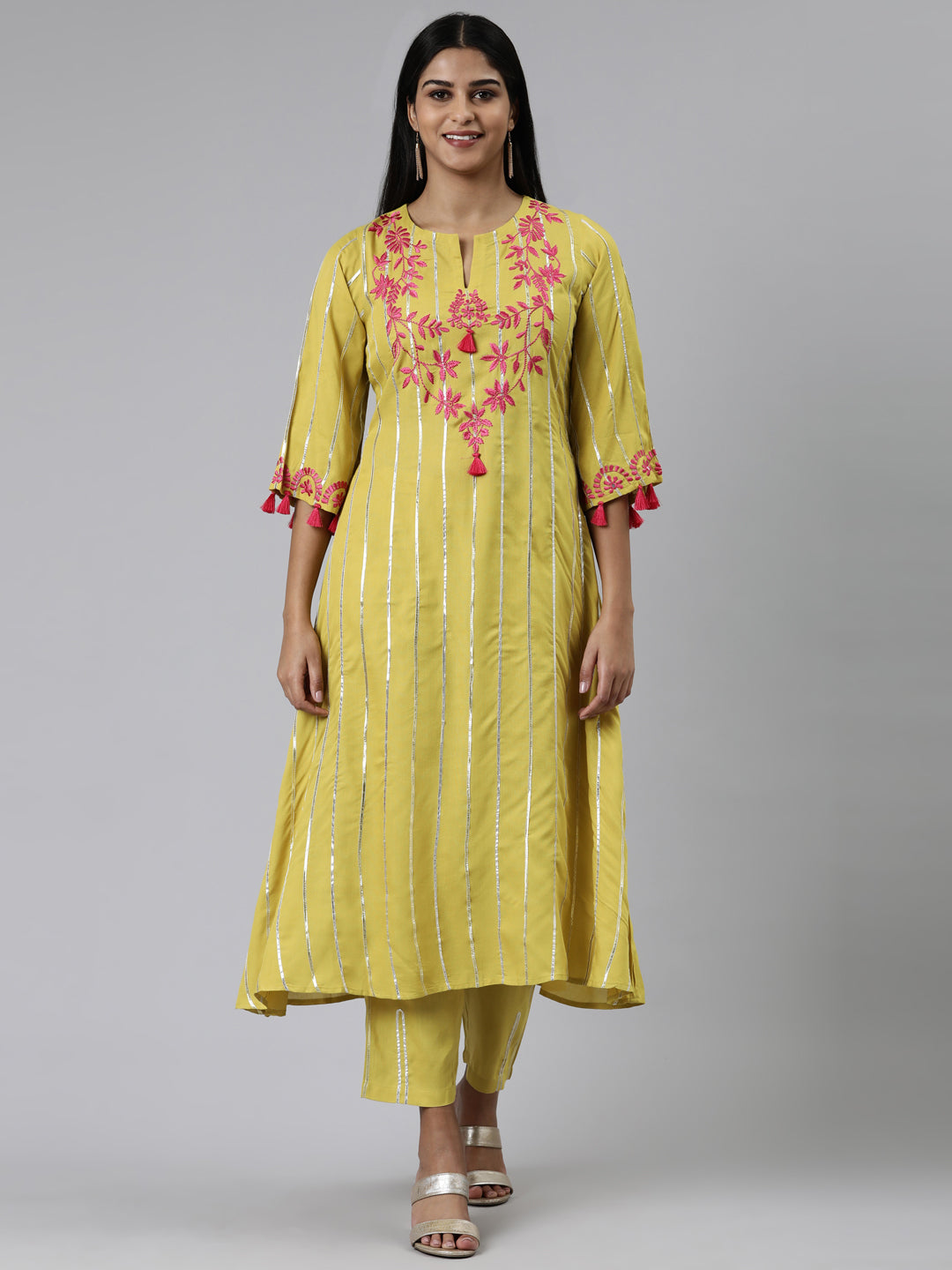 Neeru's Green Regular Calf Length Embroidered Kurta Solid Trouser