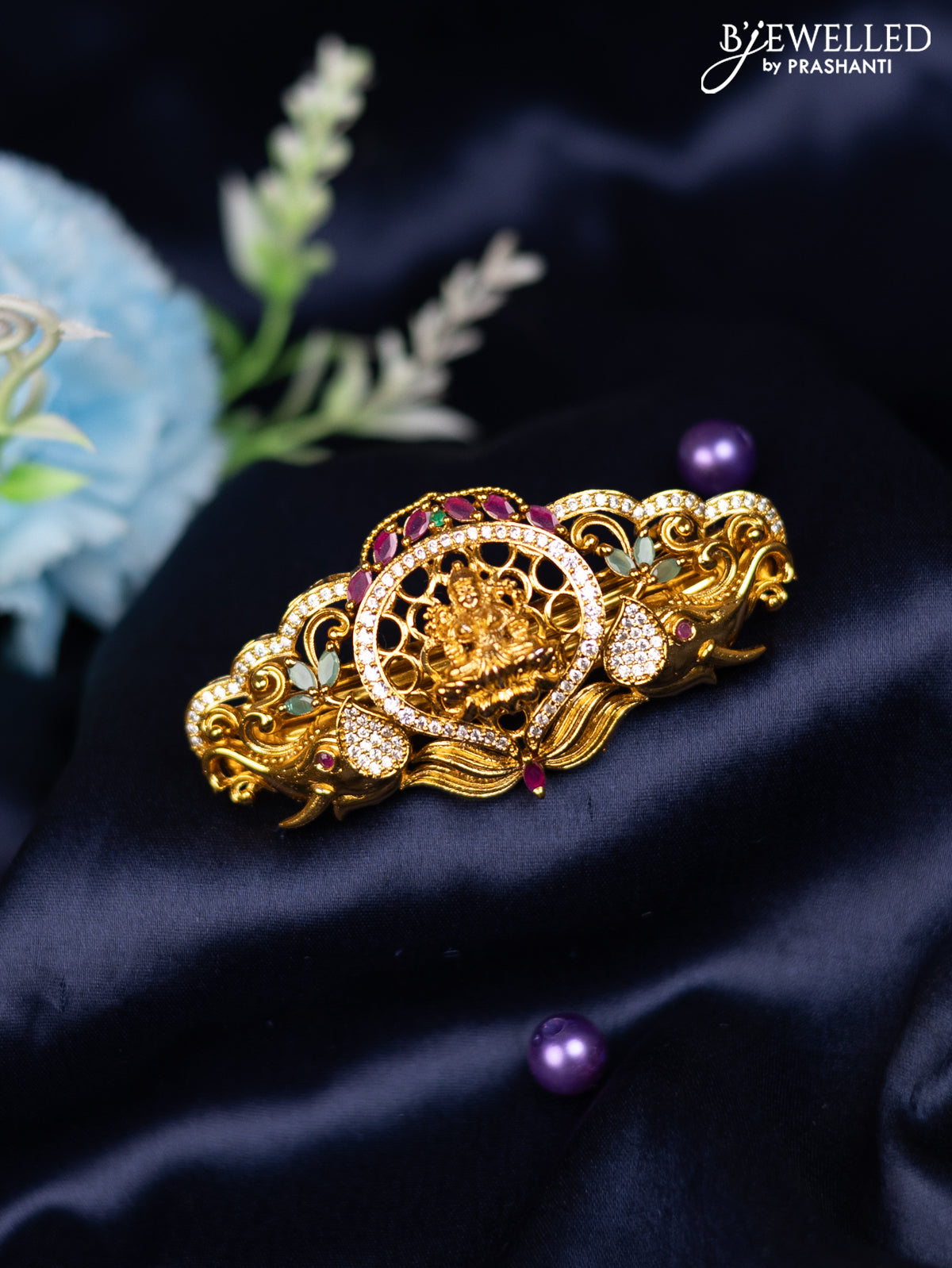 Antique hair clip medium size lakshmi design with kemp and cz stones