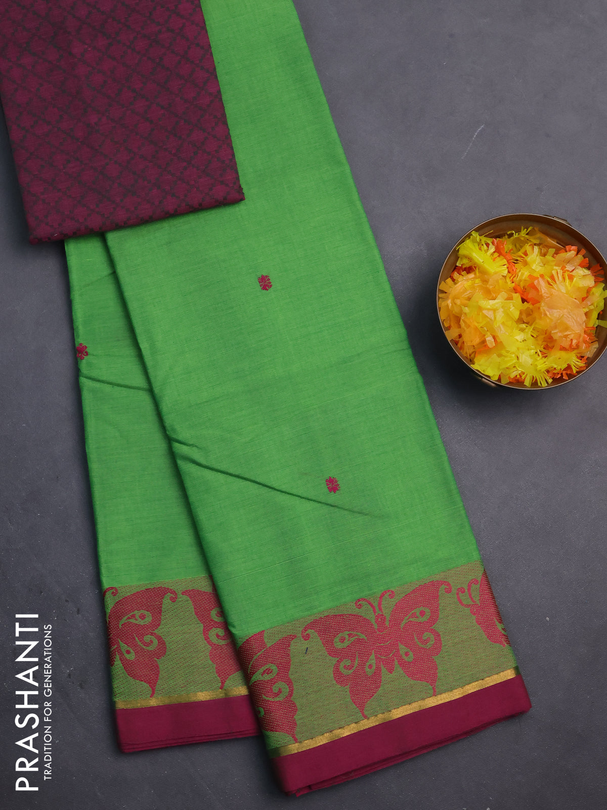 Chettinad cotton saree parrot green and magenta pink with thread woven buttas and thread & zari woven border