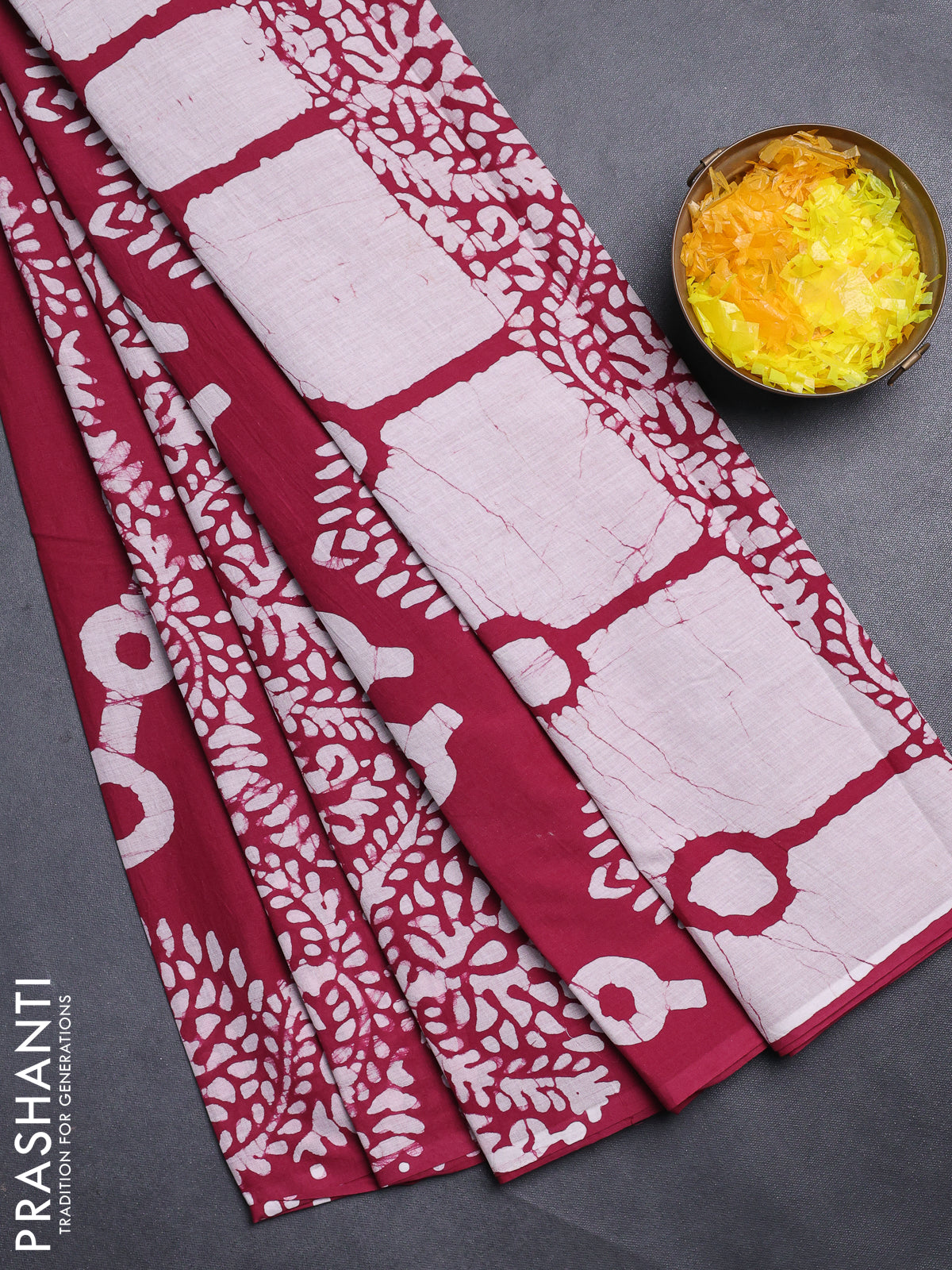 Jaipur cotton saree marron and off white with allover batik prints in borderless style