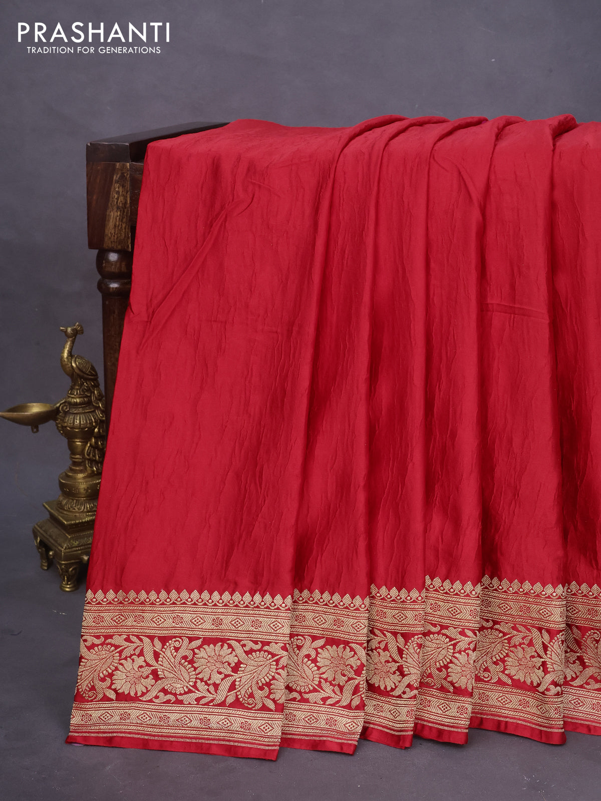 Banarasi crush crepe saree red with plain body and zari woven border