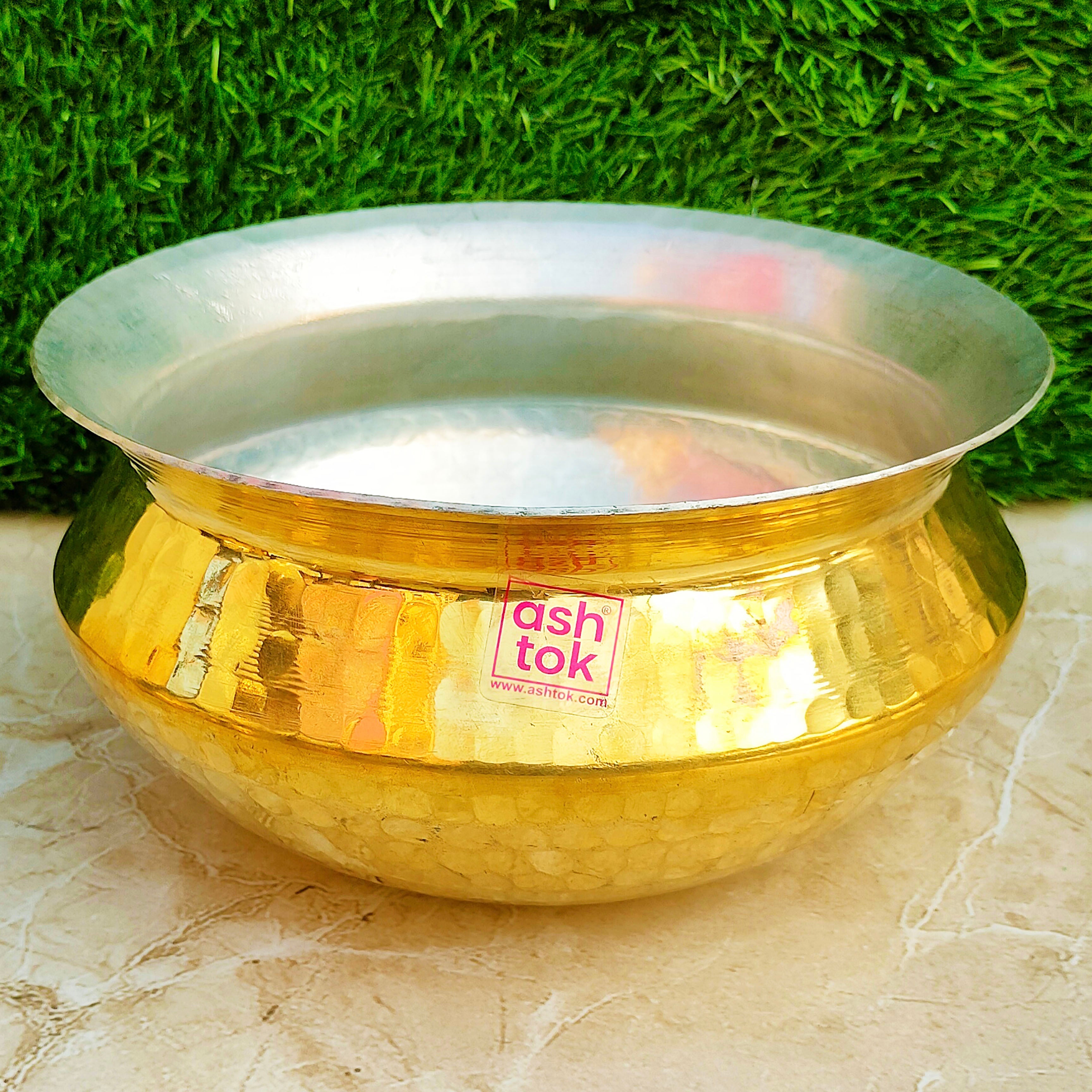 Brass Khalai Handi, Sipri with Hammered Shinny Finish for Cooking & Se –  Cherrypick