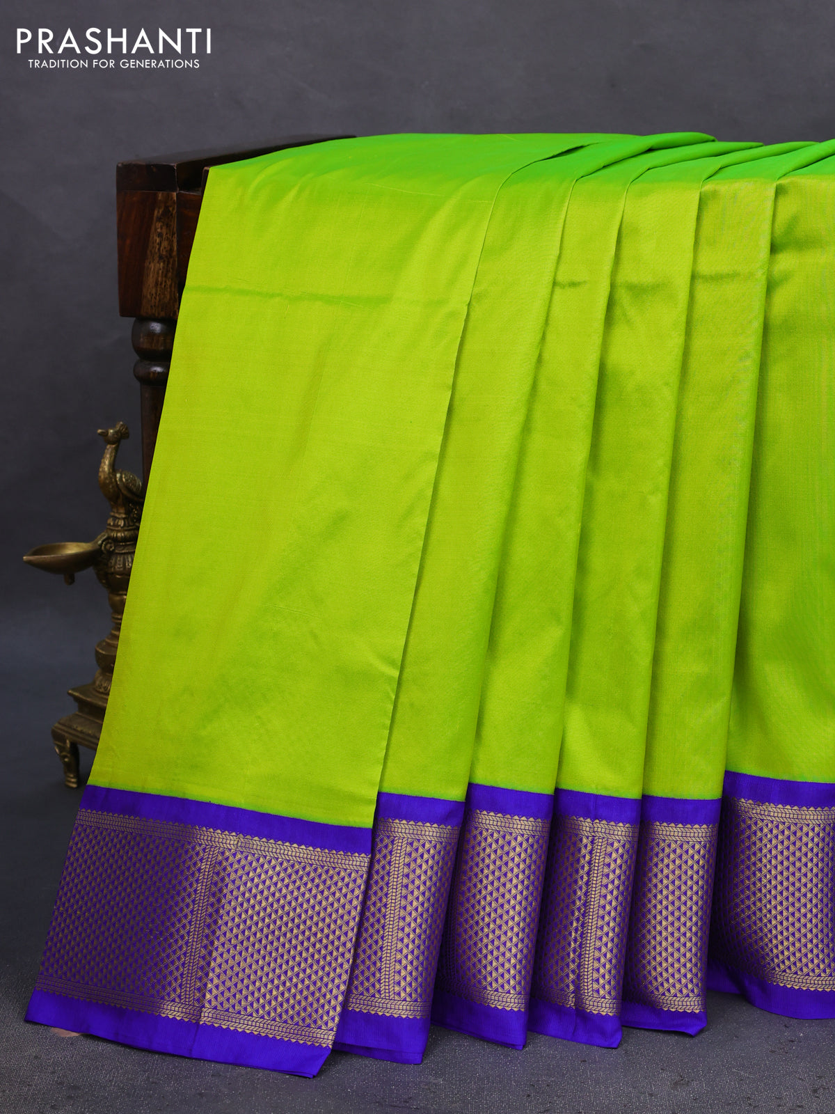 10 Yards silk saree fluorescent green and blue with plain body and zari woven border