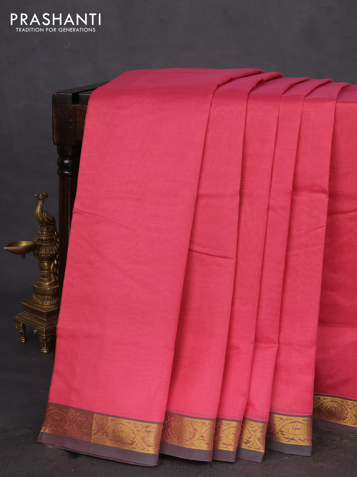 10 Yards silk cotton saree peach pink and bottle green with plain body and zari woven border