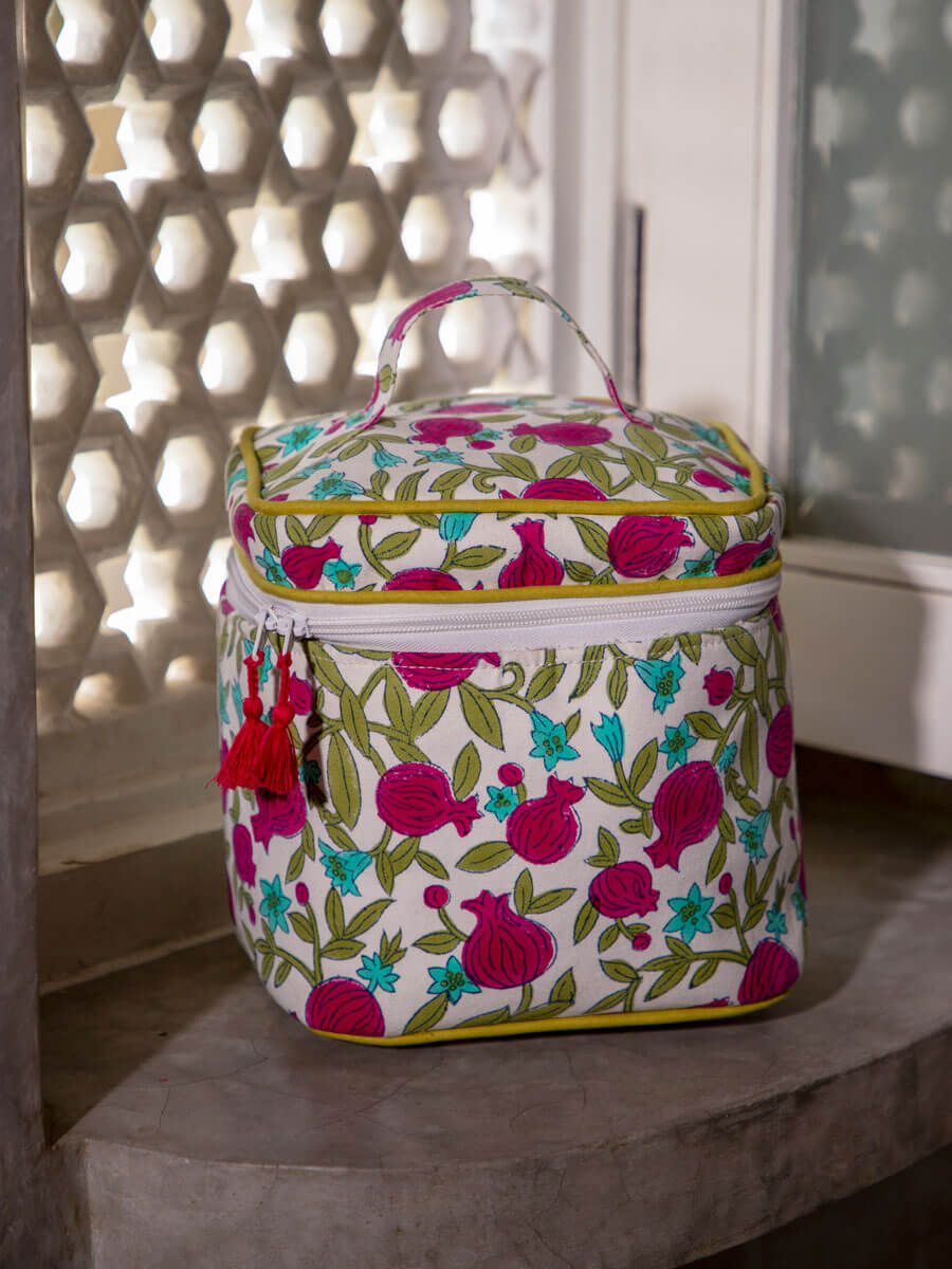 Anar Block Printed Cotton Vanity Case