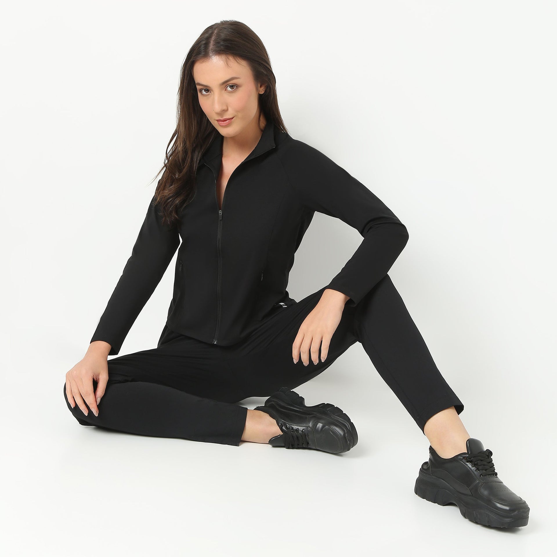 Air Dry Turtle Neck Full Sleeve Zipper Closure Solid Navigator Jacket