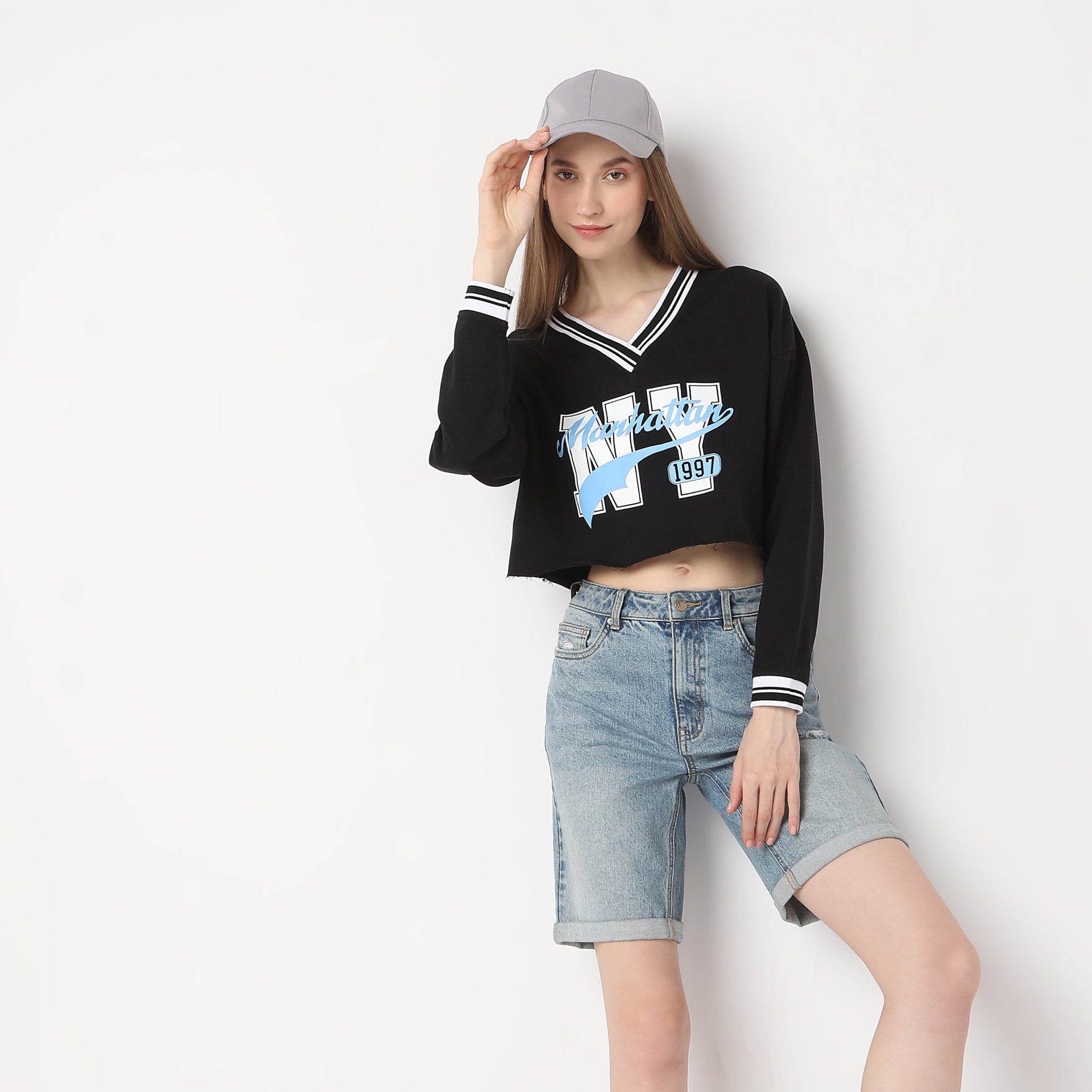 Boxy Fit V-Neck Raw Edge Hem Cropped Sweat Tee