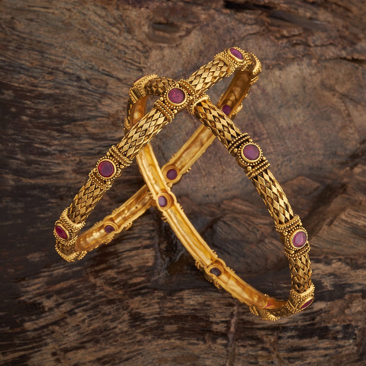 Antique Bangle 181224