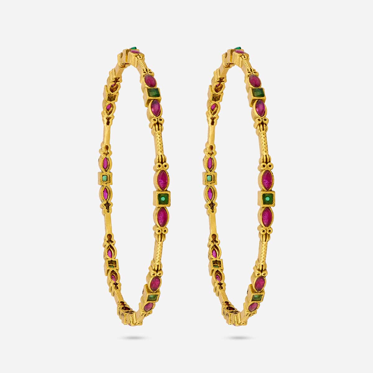 Antique Bangle 192755