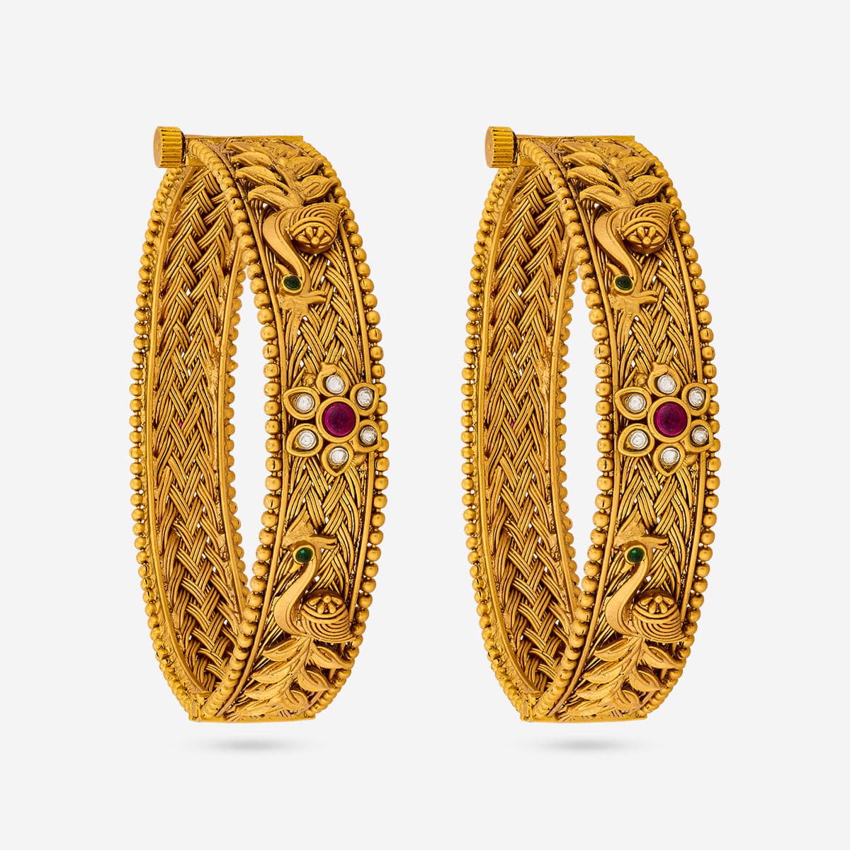 Antique Bangle 196640