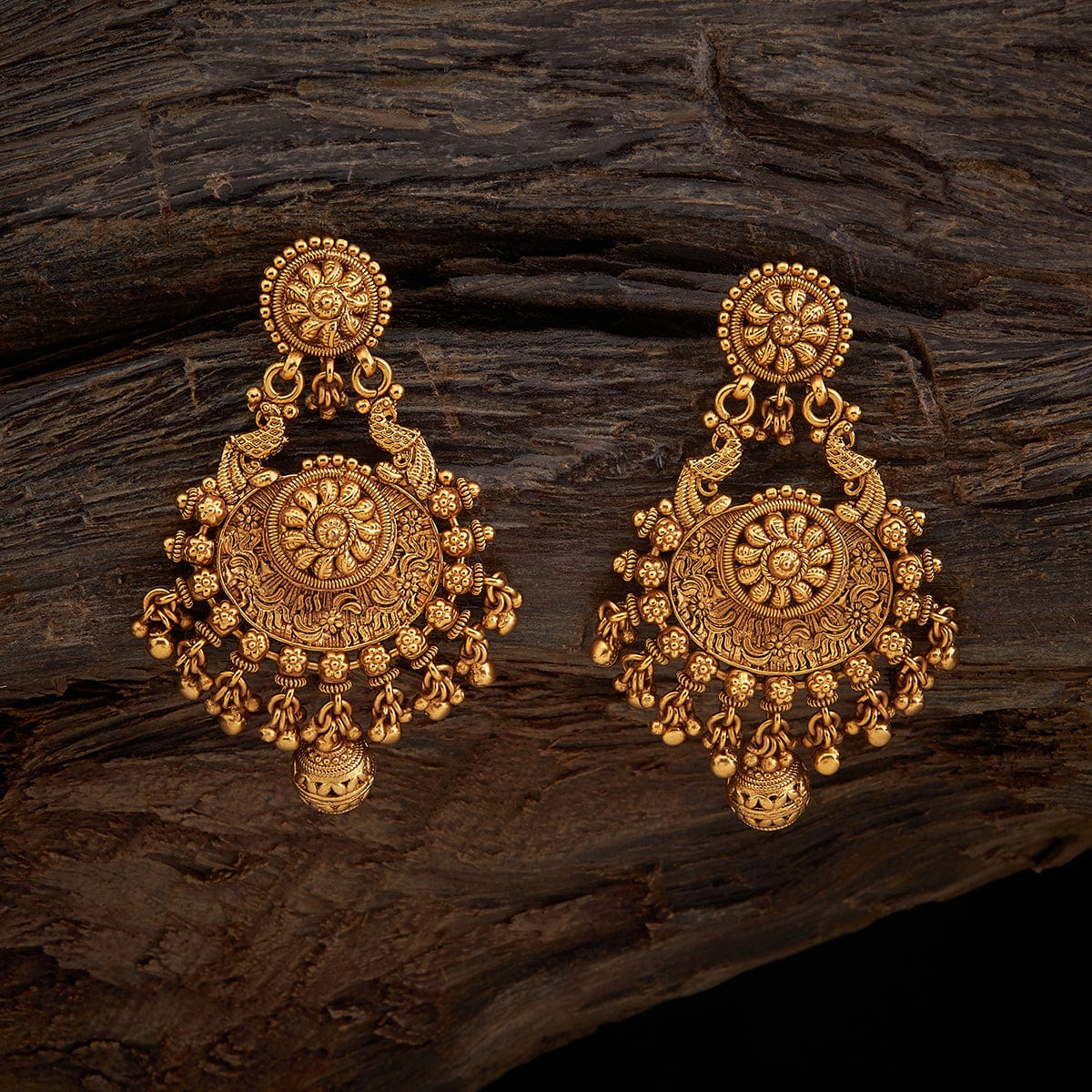 Fancy Golden Antique Gold Earrings, Occasion: Wedding at Rs 200000/set in  New Delhi