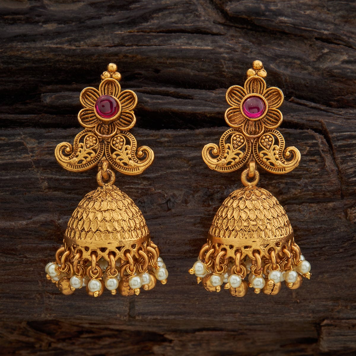 Earring – Antique Stud with Cob Ruby | Gujjadi Swarna Jewellers