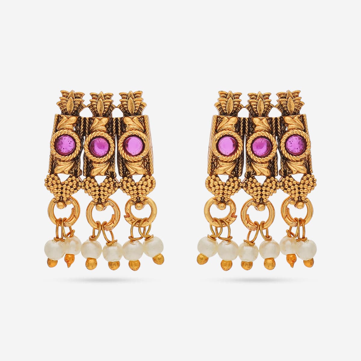 Antique Earring 190679