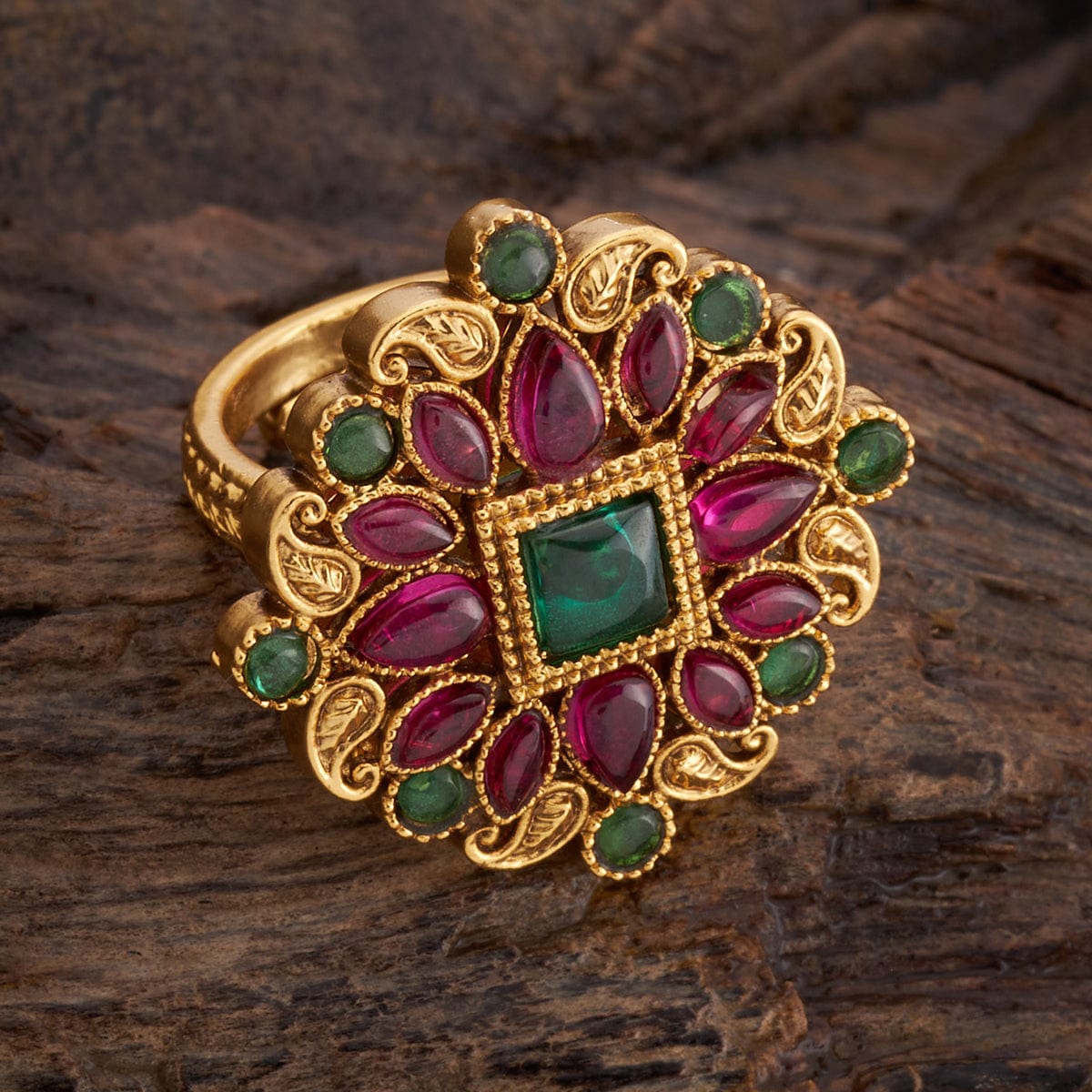 ACCESSHER Gold Plated Antique Jewellery Ruby Stone Studded Statement Oval  Shape Adjustable Finger Ring/Rings for Women and Girls Pack of 1 :  Amazon.in: Fashion