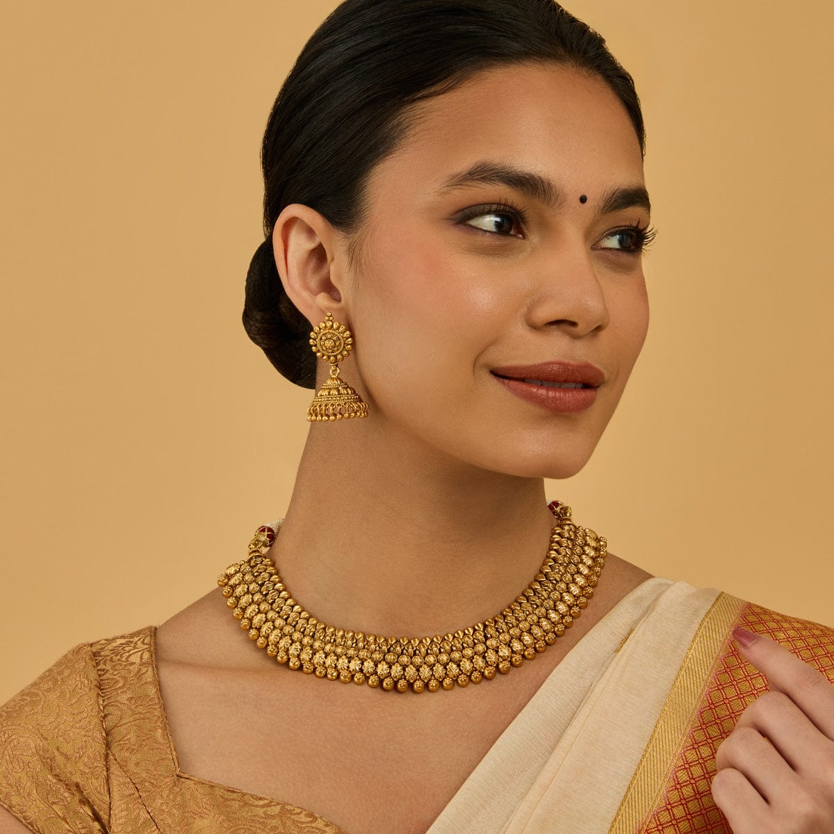 Antique Necklace 181336