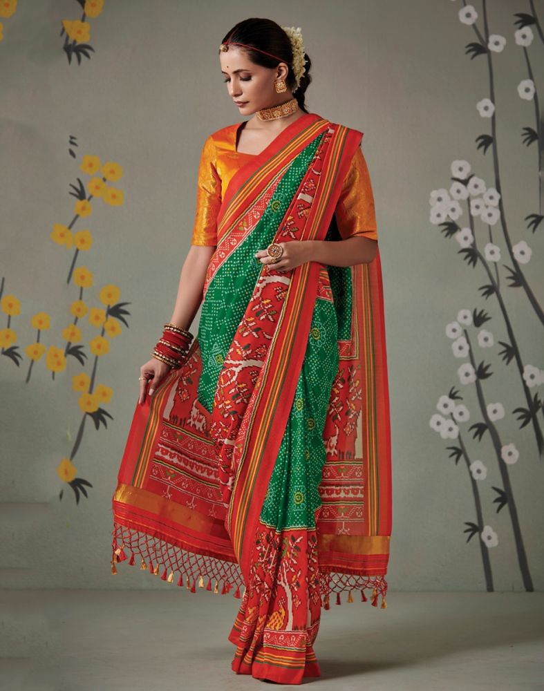 Silk Saree with blouse in Green colour 4905 | Silk sarees, Saree designs,  Embroidery saree