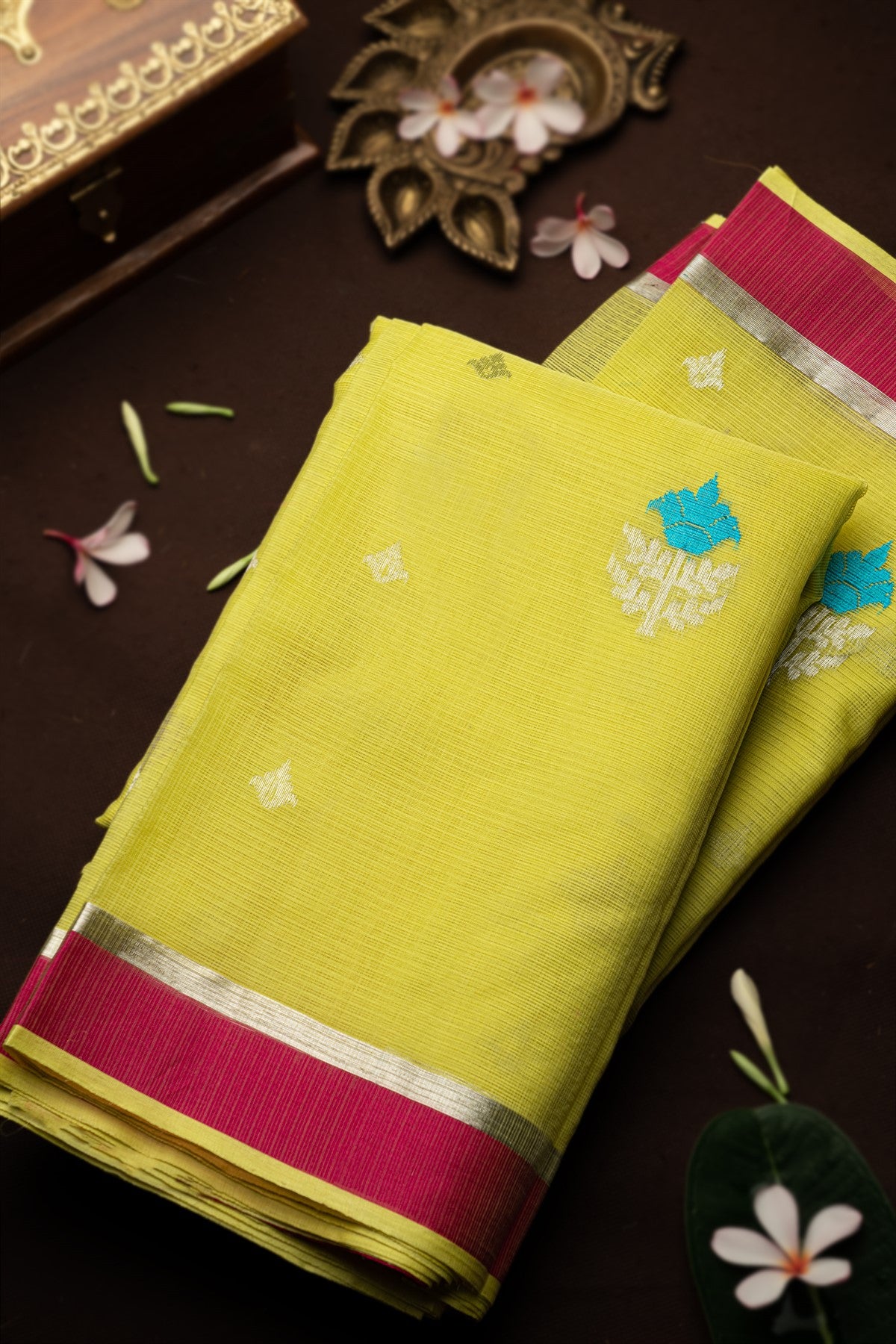 Zari Kota Cotton Floral Buttis Yellow Saree