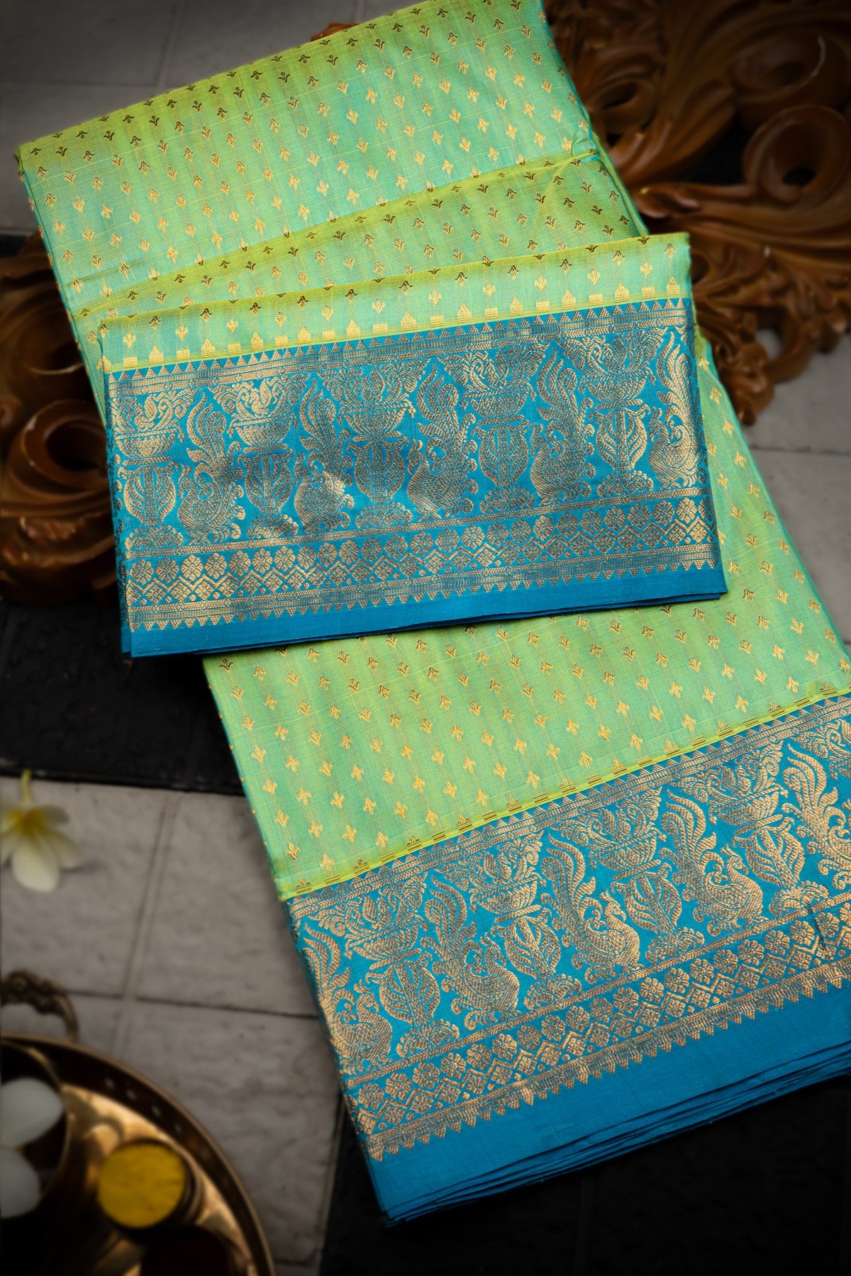 Uppada Silk Buttis Light Green Saree