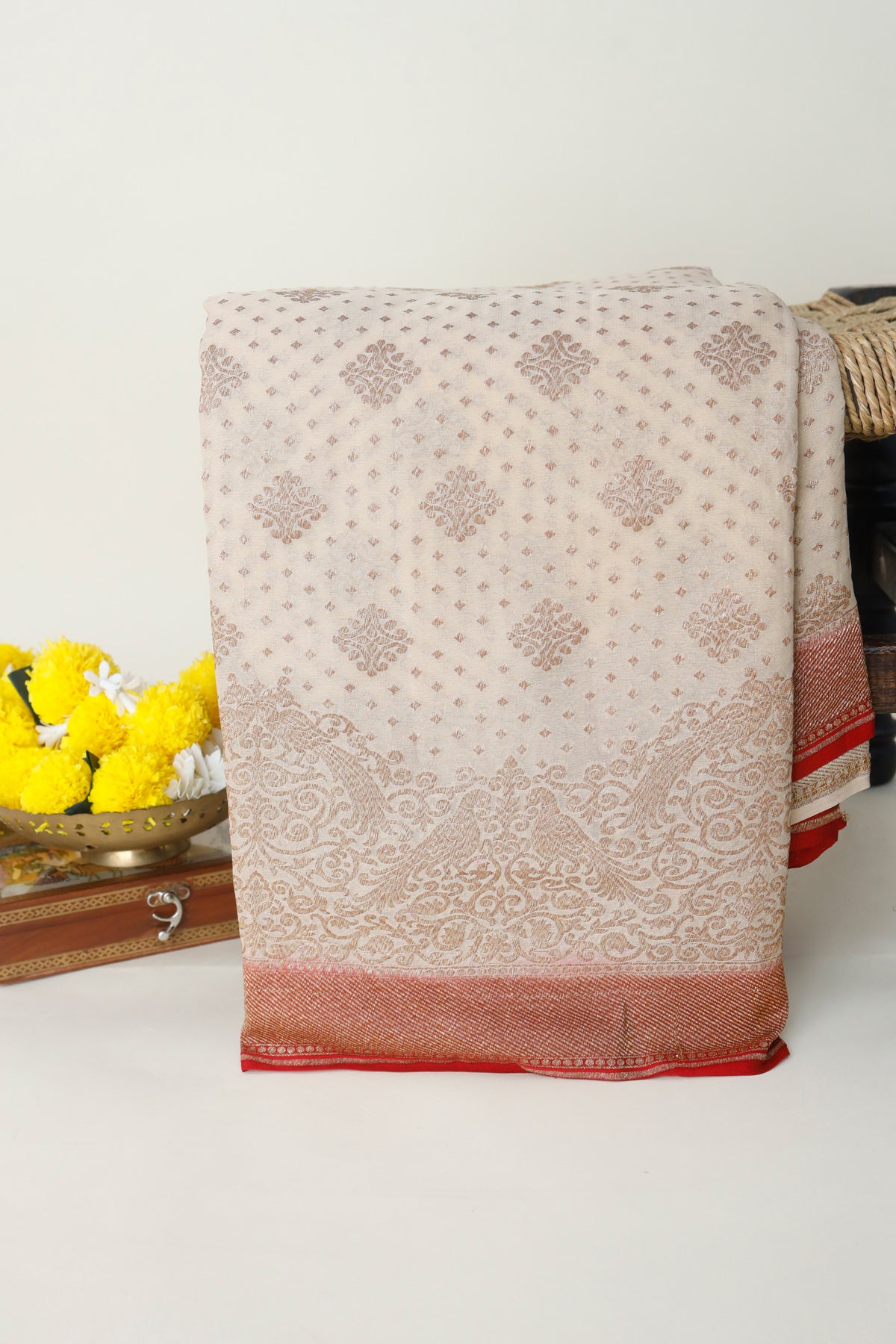 Banarasi Georgette Off White Saree