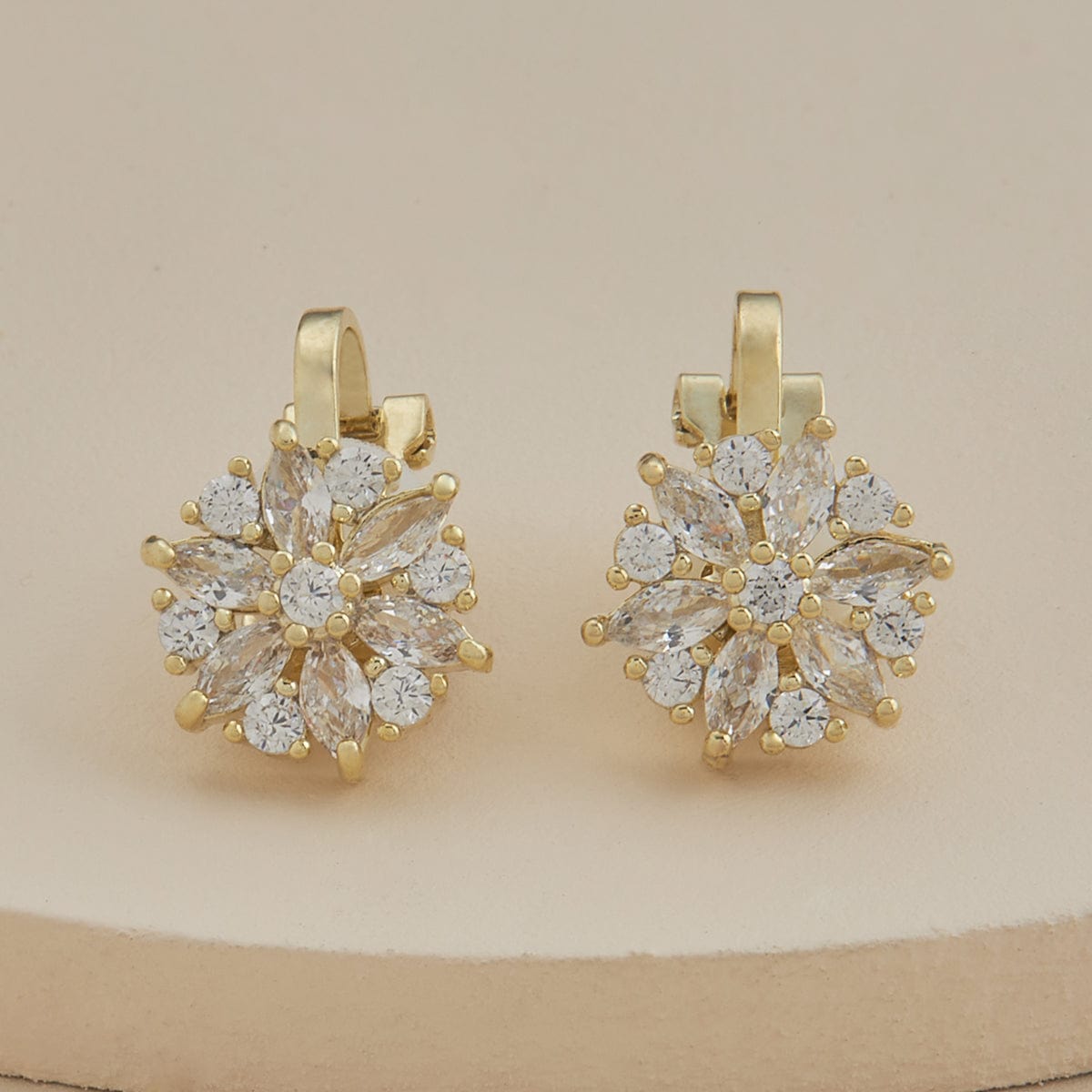 Buy Gold Earrings Online - Gold Earrings Online