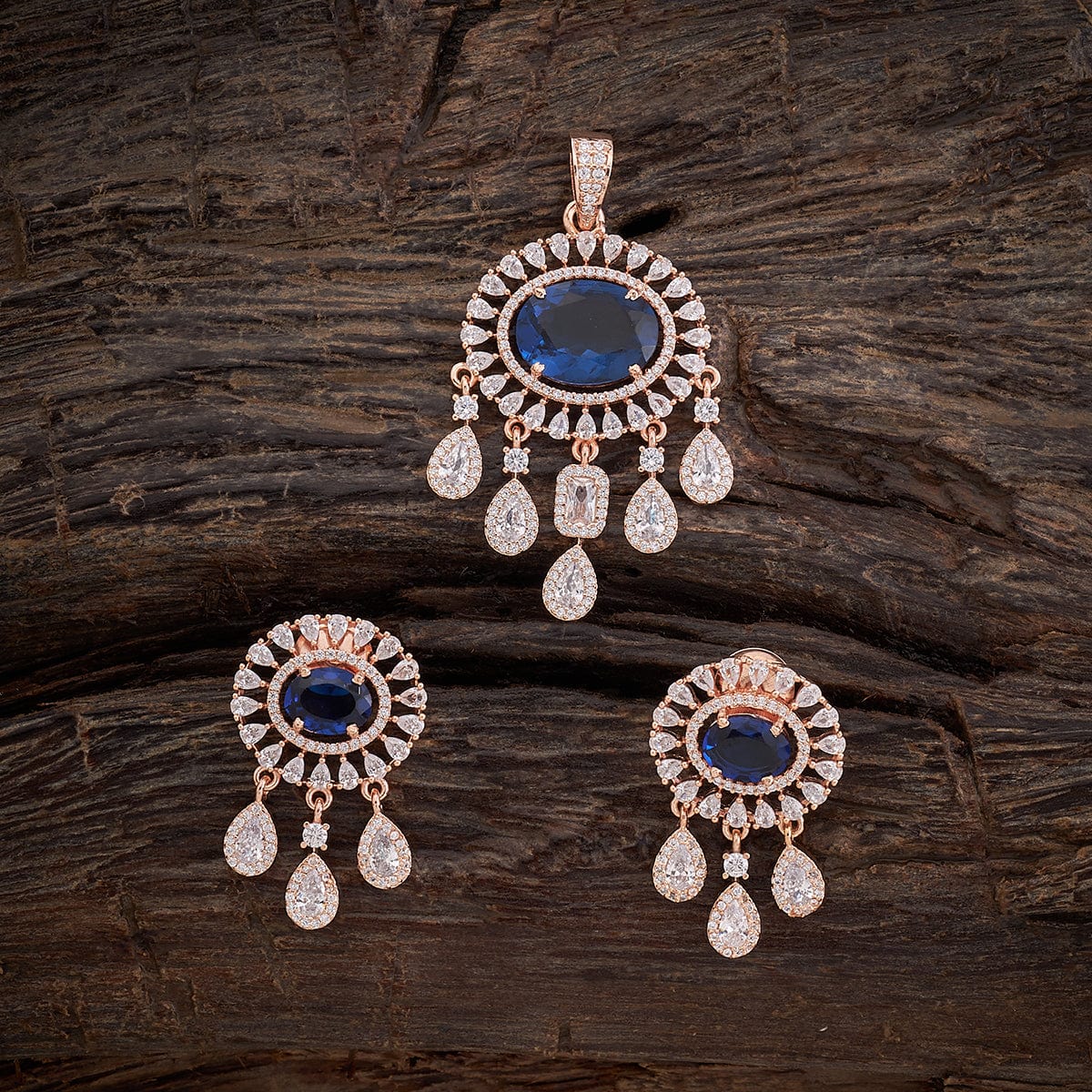 Zircon deals pendant set